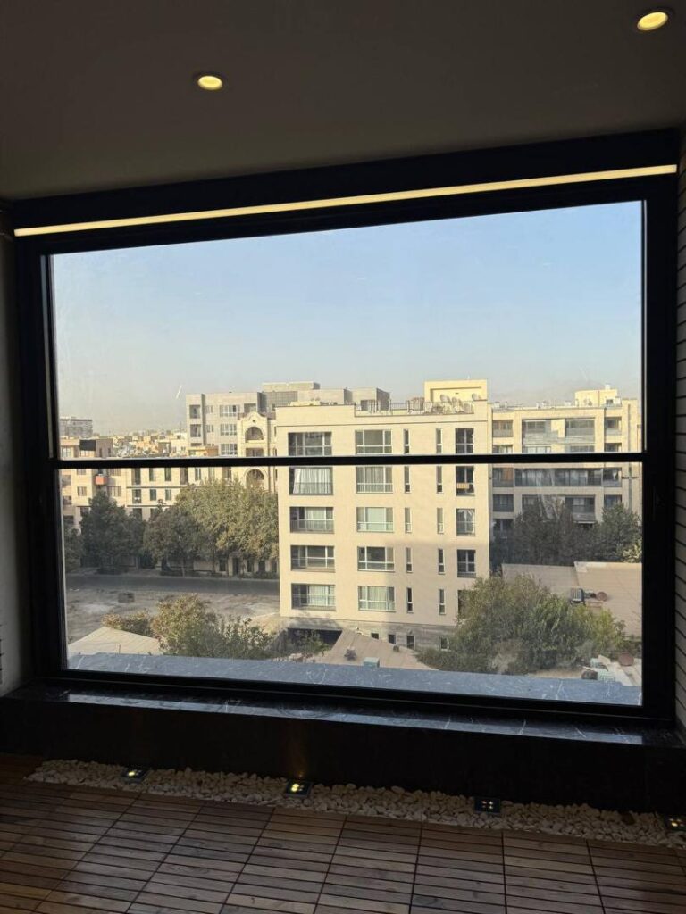 پنجره گیوتینی لمینت | مهرشهر کرج