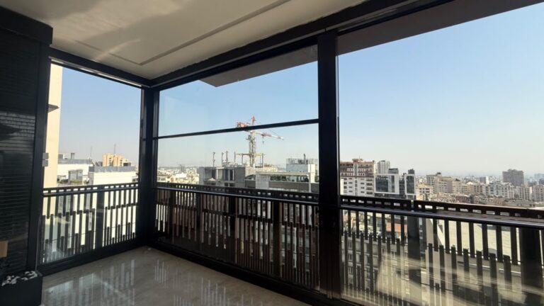 پنجره گیوتینی | برج ستاره