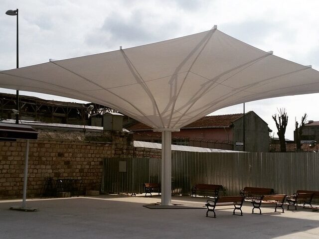 سایبان چتری